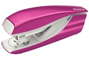 Hullemaskin & Stiftemaskin - Leitz Stiftemaskin WOW 5502 30 ark Rosa - 55021023