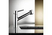 Blandebatterier og beslag - KWC luna e with pull-out shower chrome used in commercial kitchens - 10.441033-000