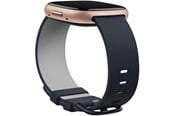 Kabelordner/Kabelstrømpe - Fitbit Versa 3/4 & Sense/2 Vegan Leather Band Indigo Large - FB174VLBNVL