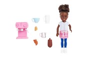 Dukker & Tilbehør - Barbie Chelsea Can Be… Barista Doll And 7 Career-themed Accessories Including Coffee Maker - HKD95