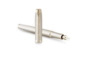 Skrive- & Tegneverktøy - Parker IM monokrom fyllepenn | Champagnefinish og trim | Fine Point | Blått blekk | Gaveeske - 2172953