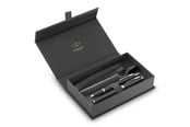 Skrive- & Tegneverktøy - Parker IM Duo Pen Gift Set | Fountain Pen Ballpoint Pen & Pen Pouch | Black Lacquer Finish with Chrome Trims | Medium Tip - 2214457