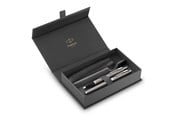 Skrive- & Tegneverktøy - Parker IM Duo Pen Gift Set | Fountain Pen Ballpoint Pen & Pen Pouch | Stainless Steel Finish with Chrome Trims | Medium Tip - 2214458