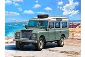 Byggesett - Revell Model Building Kit - Land Rover Series III LWB (S. Wagon) 1:24 - 184dlg. - 67047