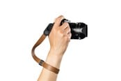 Kamerastropp/-rem - Peak Design Cuff Leather Camera Strap Wrist - Tan - LRS-WR-BN-1