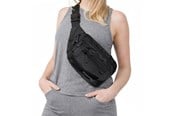 Veske/Hylster/Sekk til bærbar PC - Wozinsky WSB-W1 unisex shoulder bag with adjustable strap waterproof - black - 5907769385025