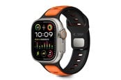 Smartklokke - Tilbehør - Tech-Protect IconBand Line Strap for Apple Watch 44 / 45 / 46 / 49 mm - Black & Orange - 5906302333424