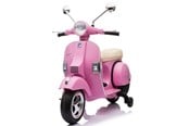 Kjøretøy - Vespa PX150 Ride-On Scooter 2x12V - Pink - 6950125
