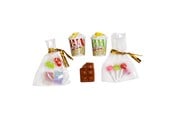 Dukker, Bamser & Utstyr - Micki Lundby snackposer med gelégodteri, sjokolade og en slikkepinne; popcorn med smør - 18417
